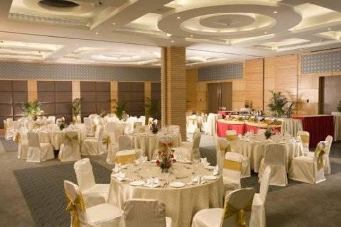 Radisson Blu Suites Gurgaon Exterior foto