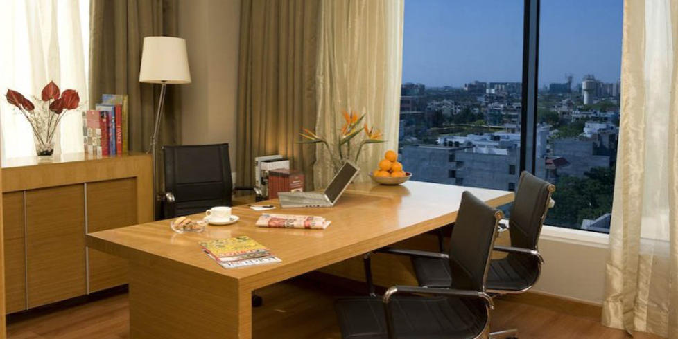 Radisson Blu Suites Gurgaon Exterior foto
